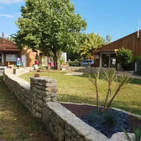 Campingplatz Accueillante Pour Animaux - 4 Pers. - Api-1-52-2670